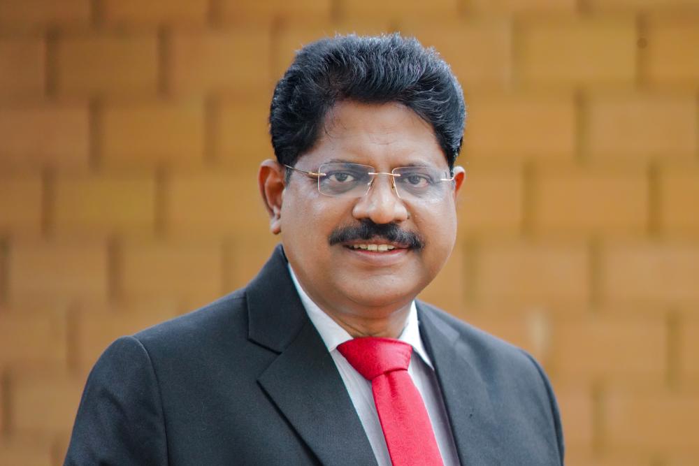 Lion Tony Enokkaran, 318D